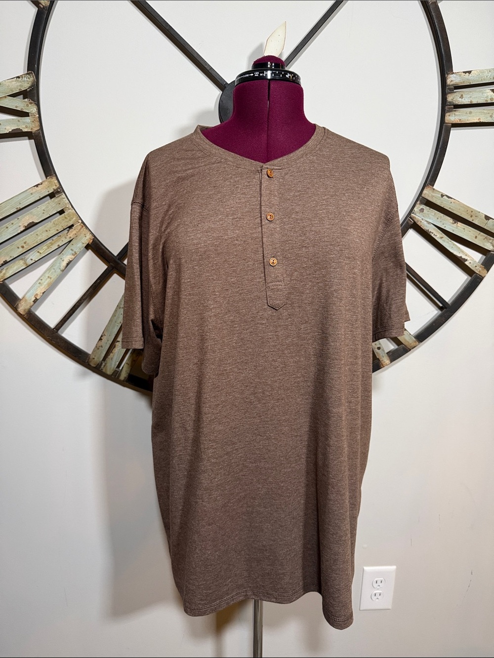 Pegeno Men's Brown Short-Sleeve Shirt
